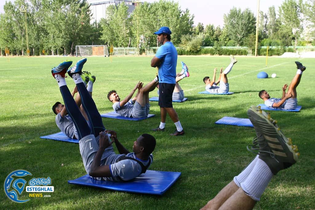 تمرین استقلال