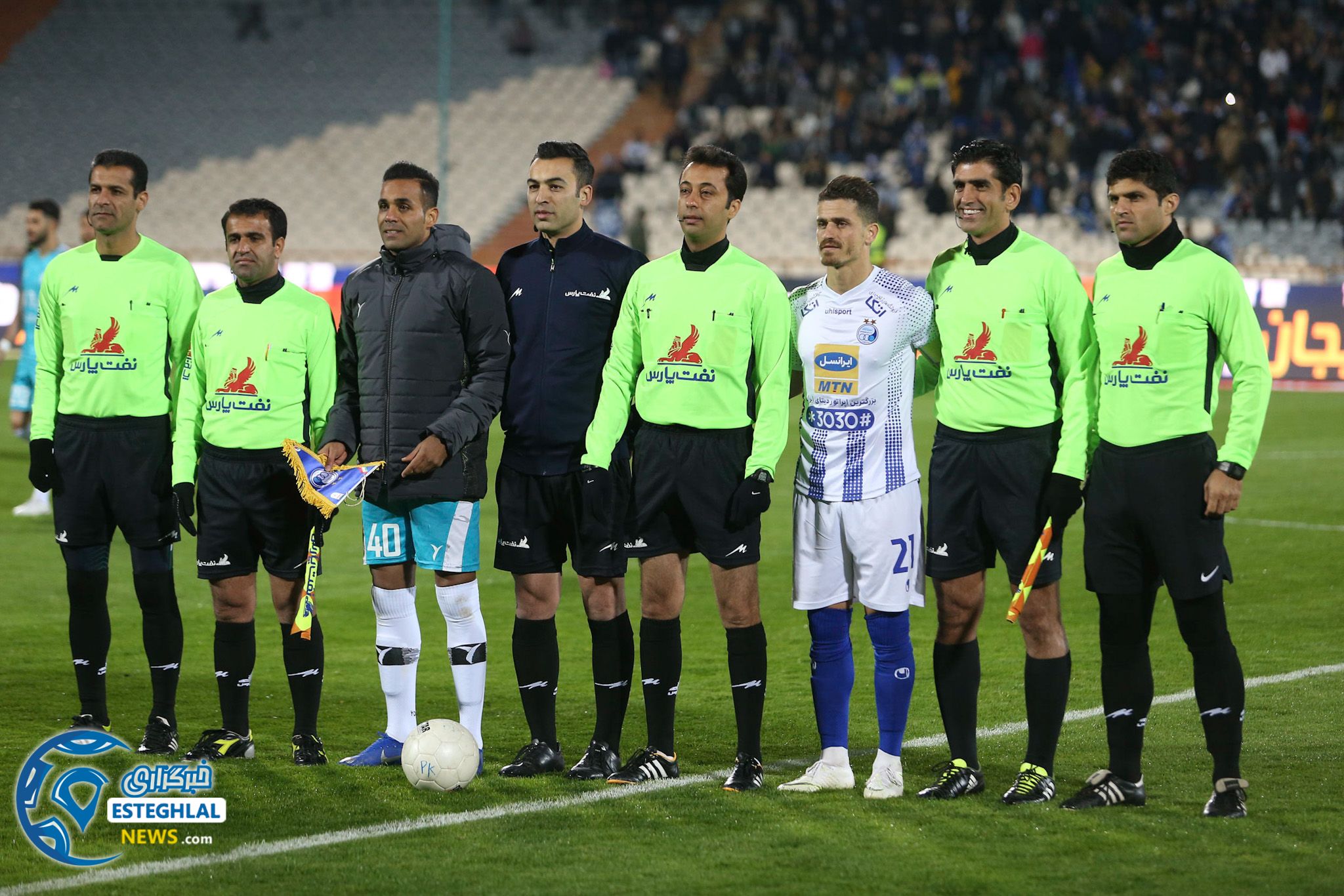 بازی پیکان و استقلال