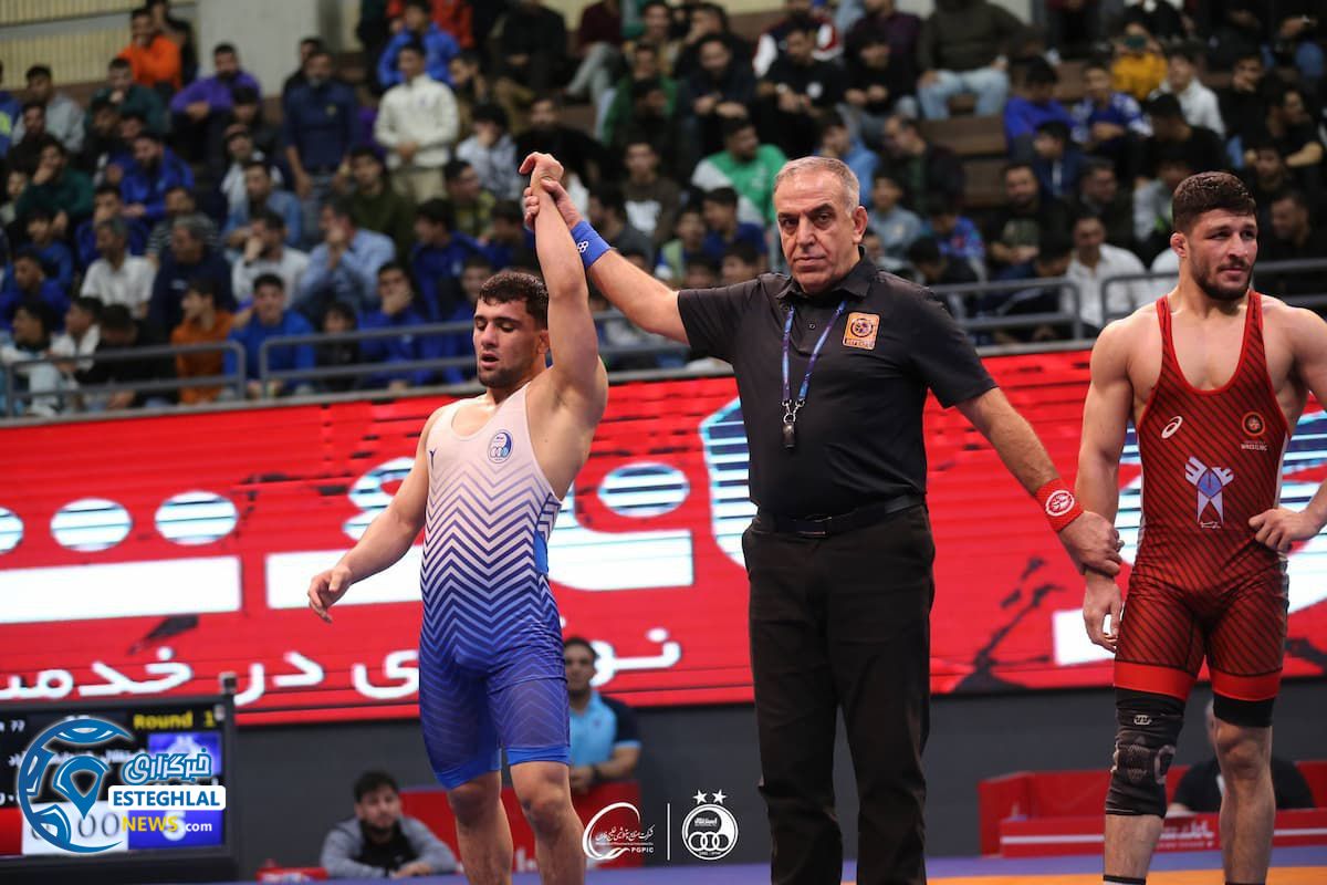 تیم کشتی آزاد و فرنگی استقلال