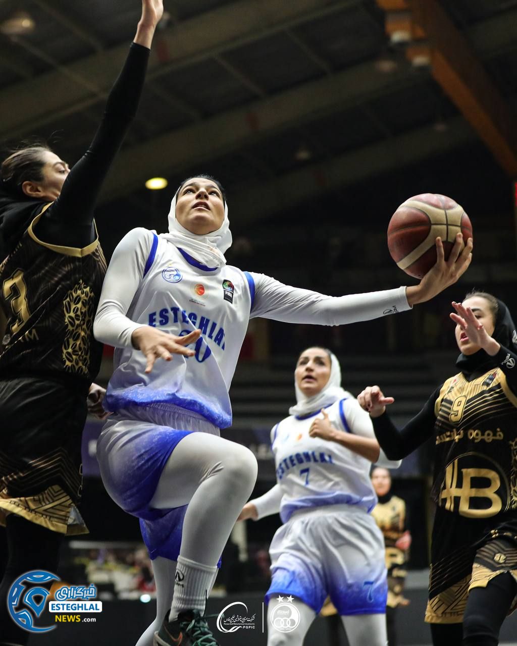 تیم بسکتبال بانوان استقلال