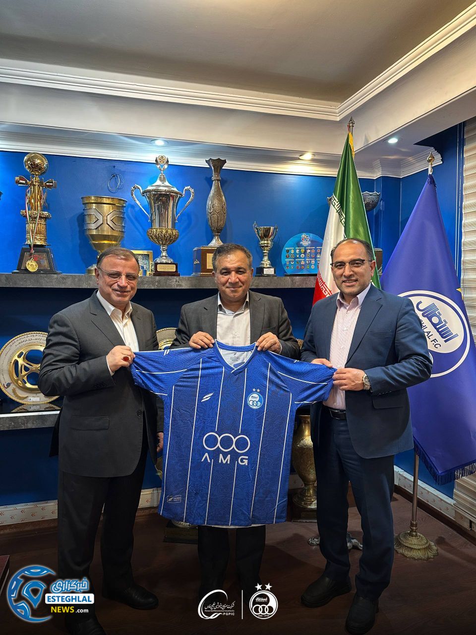 علی تاجرنیا 