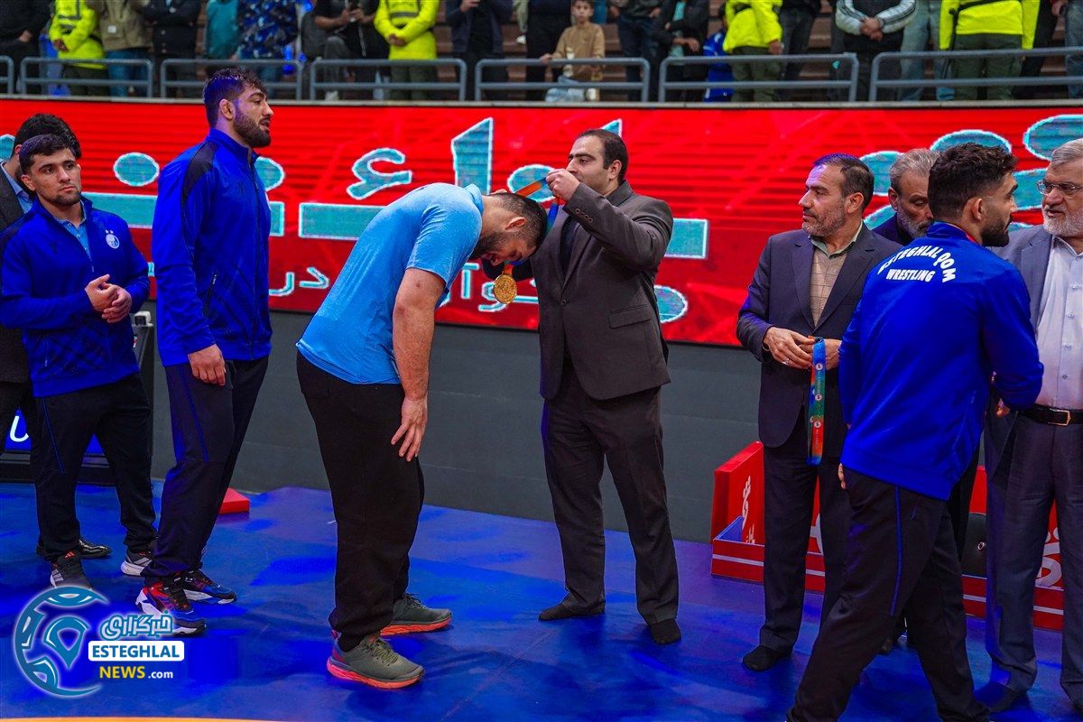 تیم کشتی فرنگی استقلال قم