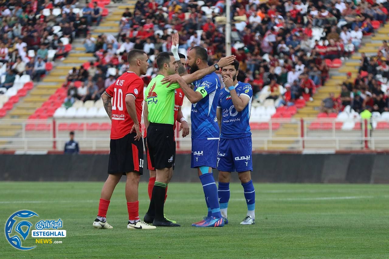 تراکتور 0-0 استقلال