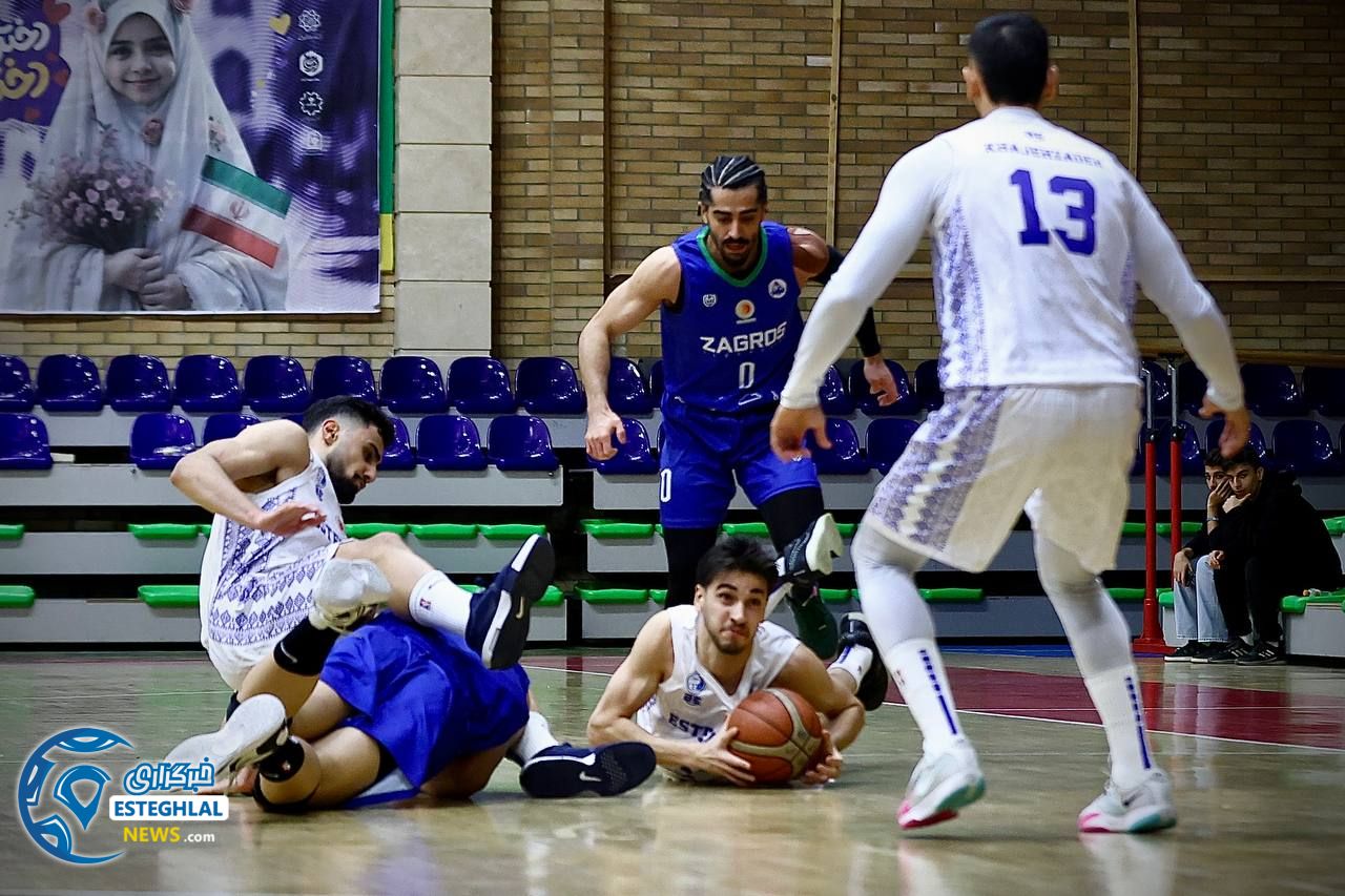 تیم بسکتبال آقایان استقلال