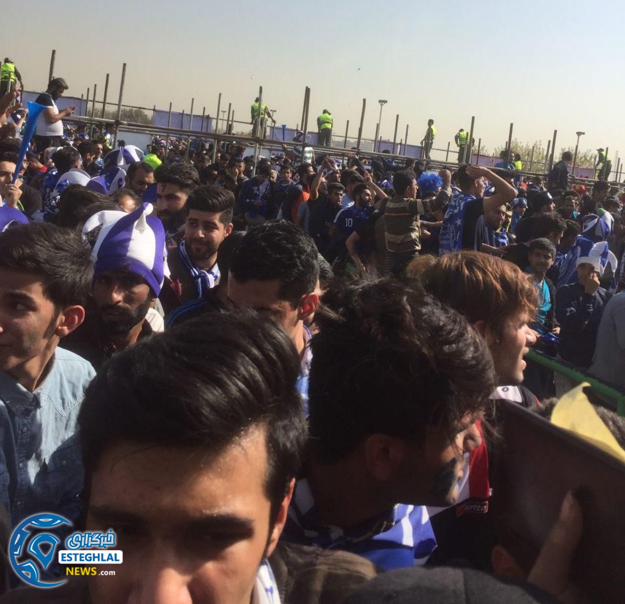 حواشی دربی 85