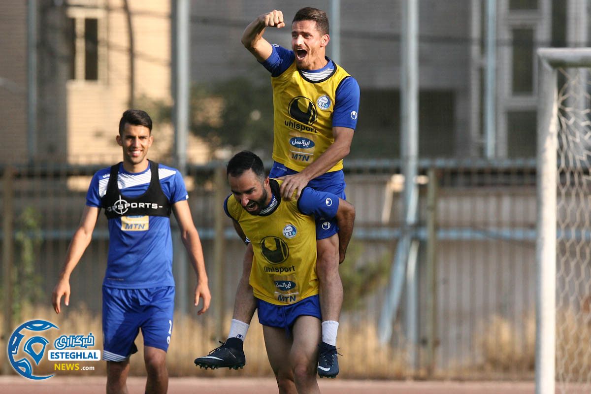 تمرین استقلال