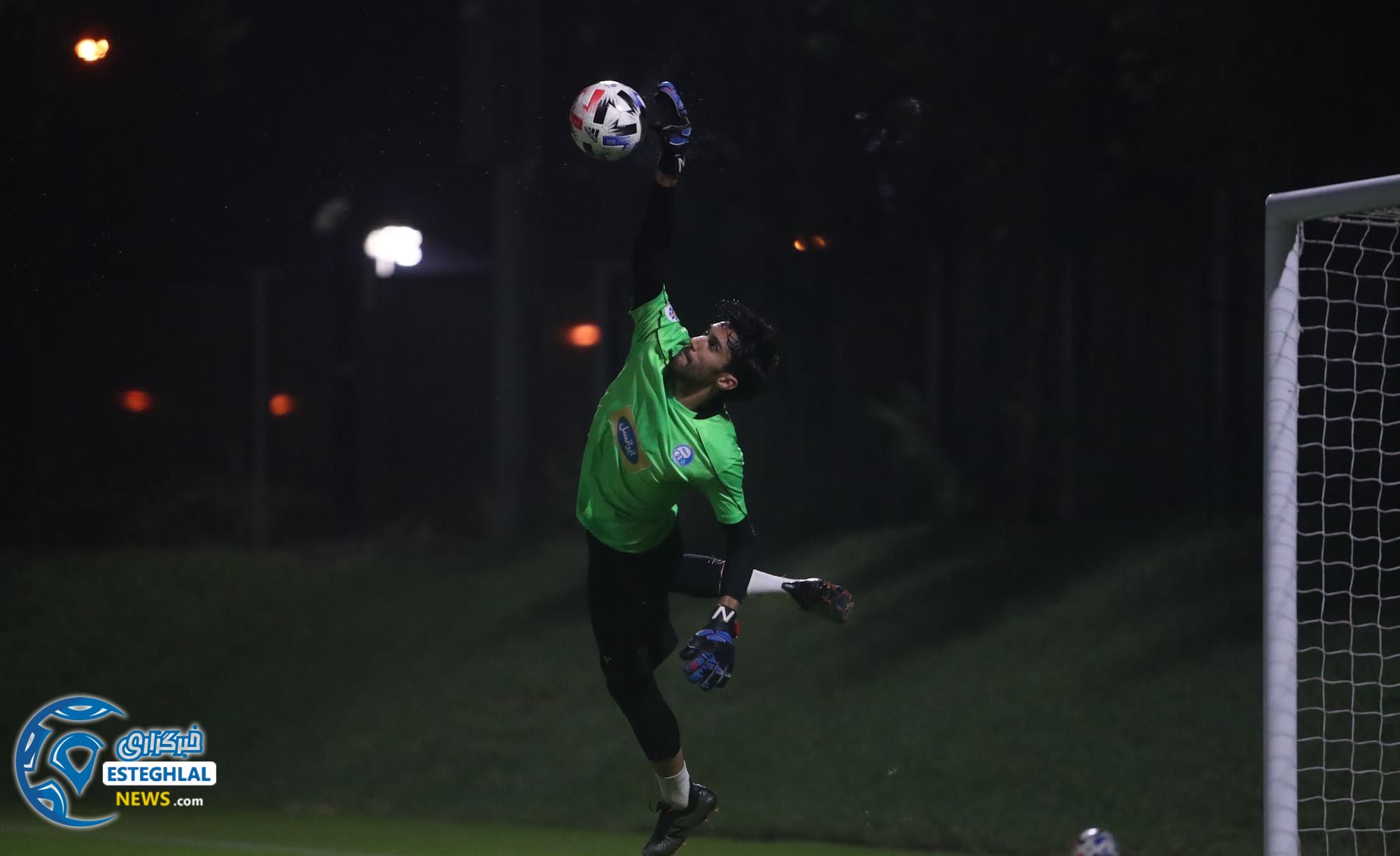 تمرین استقلال در دوحه