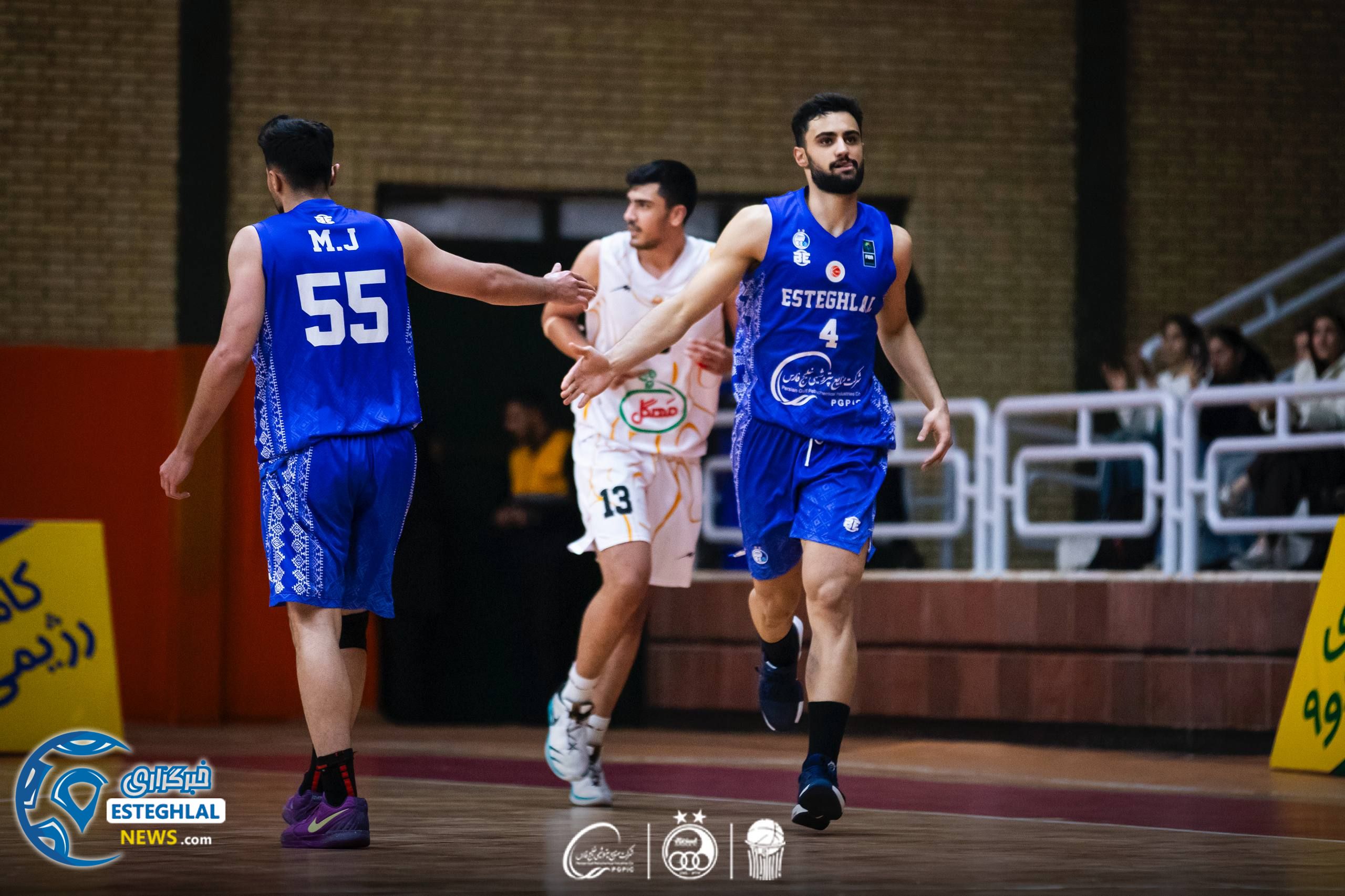 تیم بسکتبال آقایان استقلال